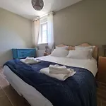 Chaleureux Jusqu'a 6 Pers A Partir De 2 Pers Et 3 Nuits Min بيت ضيافة 3*