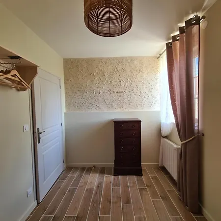 Гостевой дом Chaleureux Jusqu'a 6 Pers A Partir De 2 Pers Et 3 Nuits Min 3*