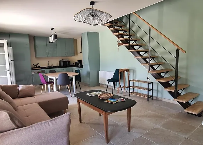 Chaleureux Jusqu'a 6 Pers A Partir De 2 Pers Et 3 Nuits Min